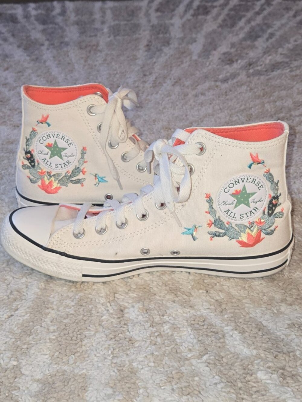 Converse All Stars Chuck Taylor Embroidered Succulents Size W9 M7